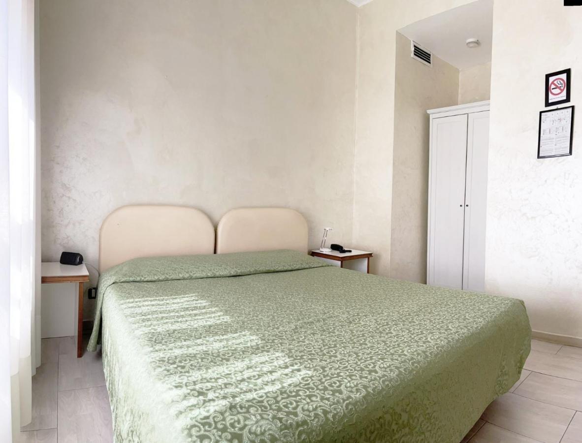 Hotel Molise 2 Milano Exterior foto