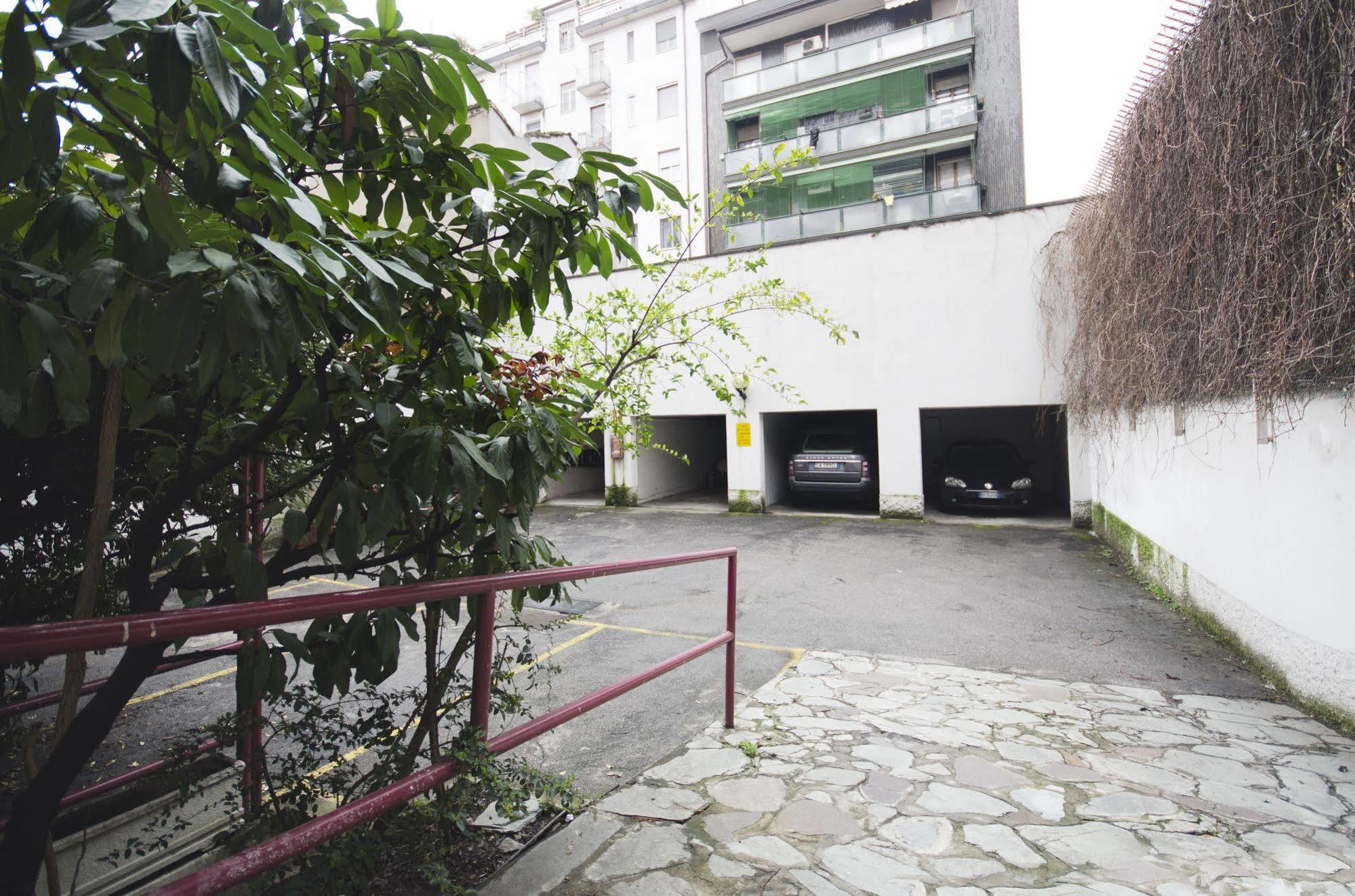 Hotel Molise 2 Milano Exterior foto
